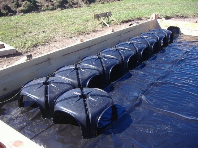 - Samandan evler, ekolojik materyallerle inşa ediliyor. -