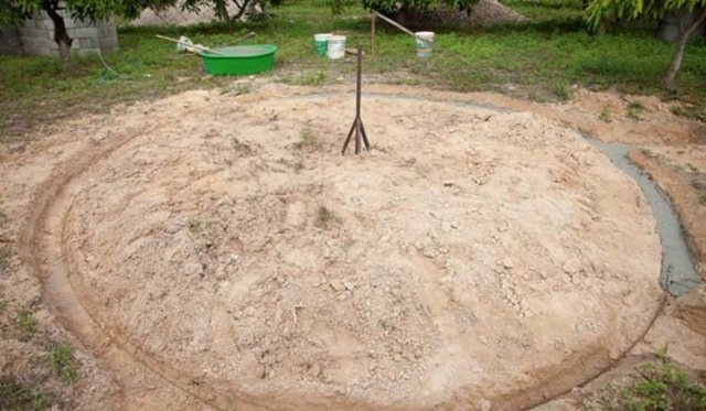 SIFIRDAN EV İNŞA ETTİ! - Mesleği mimarlık olan ABD'li Steve Areen, ziyaret ettiği Tayland'da evlenip ülkeye yerleşti.