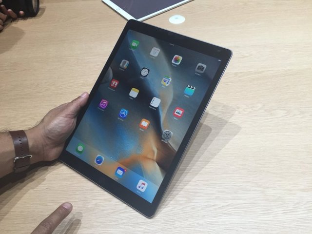 Donanım yenileme bölümü,  iPad Pro mega tabletlerde ikinci nesil bir yenileme gerçekleştirecek...