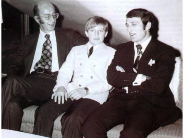 MUSTAFA, RAHMİ KOÇ