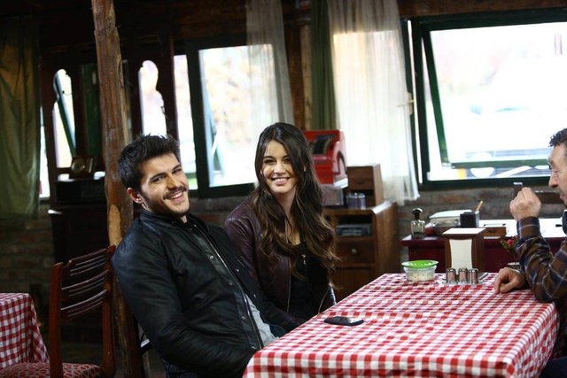 Acı Aşk 7. Bölüm Kamera Arkası Fotoğrafları