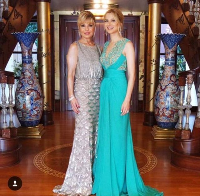 NESLİHAN, PINAR SABANCI