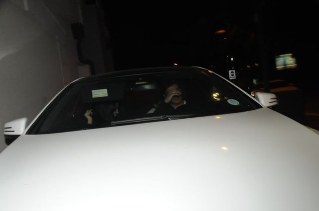 Geceye Asmalımescit'te başlayan grup, ilerleyen saatlerde Kuruçeşme'deki bir kulübe geçti. 