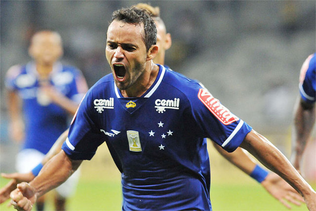 Charles - Cruzeiro > Antalyaspor