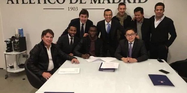 DEVRE ARASINDA BİTEN TRANSFERLER... - Jackson Martinez - Atletico Madrid > Guangzhou Evergrande (42 milyon Euro ile Çin transfer rekoru kırıldı)