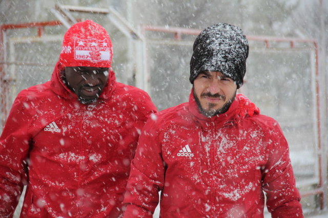 Yekta Kurtuluş - Medicana Sivasspor > Antalyaspor