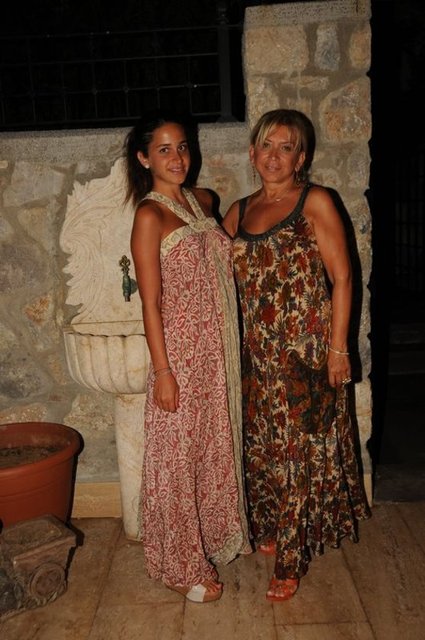 NAZLI SERT, MERAL YAZICI