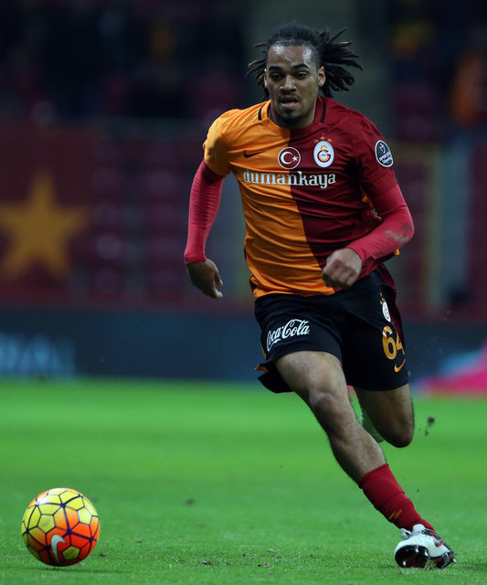 EN İYİ OYNADIĞIN MAÇ?En iyi oynadığım maç yine Celtic ile çıktığım ilk maçtı. Bir gol atmıştım ve maçın adamı seçilmiştim.