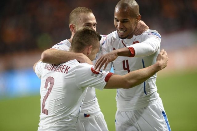 33- Çek Cumhuriyeti - 762