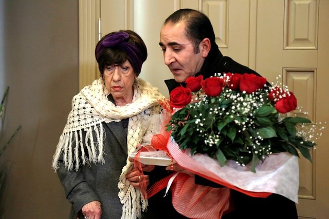 İlişki Durumu Karışık yeni bölüm fotoğraflarını gördünüz mü?