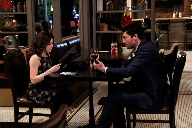 İlişki Durumu Karışık yeni bölüm fotoğraflarını gördünüz mü?