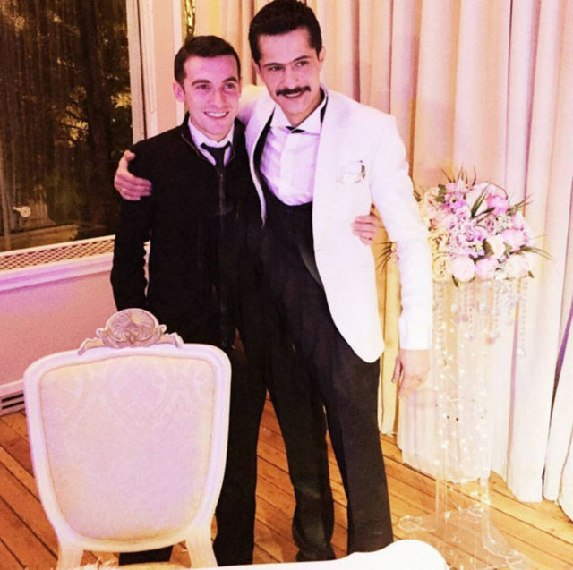 Geceye katılanlar çektikleri fotoğrafları sosyal medya üzerinden takipçileri ile paylaştılar.
