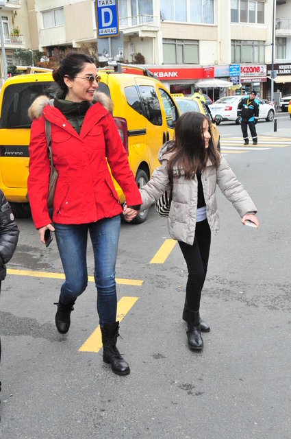 ŞİRİN, AYŞE YALÇIN