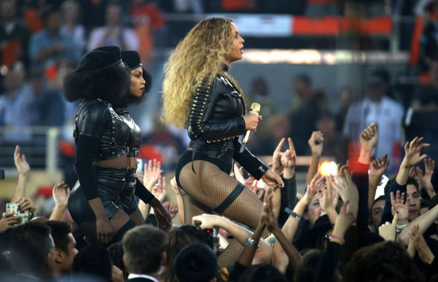 Beyonce "Ben bir sanatçıyım ve güçlü sanat eserleri çoğu zaman yanlış anlaşılmıştır" dedi.