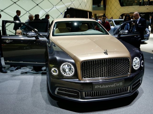 Bentley Mulsanne EWB