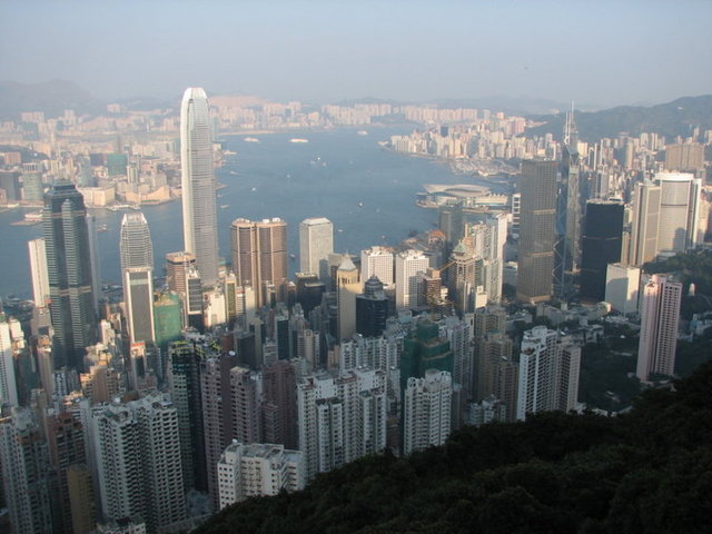 32. Hong Kong (Hong Kong)Nüfusu: 7,298,600