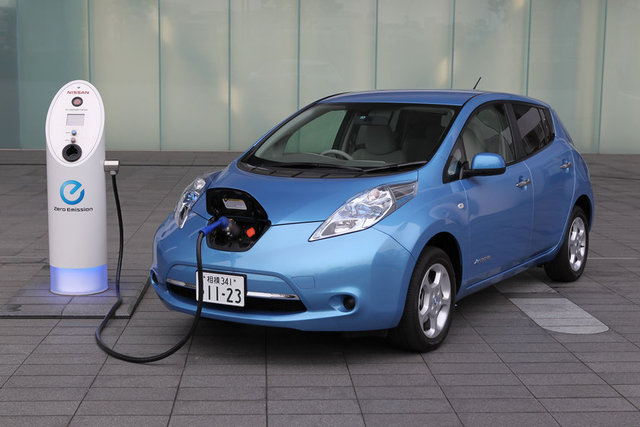 Nissan LEAF - Satış adedi: 17269Fiyatı: 22.360 dolar