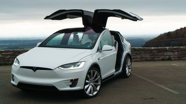 Tesla Model X - Satış adedi: 214Fiyatı: 86.700 dolar