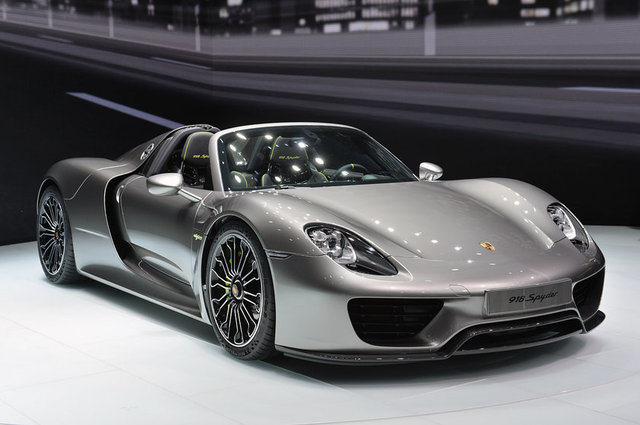 Porsche 918 Spyder - Satış adedi: 203Fiyatı: -