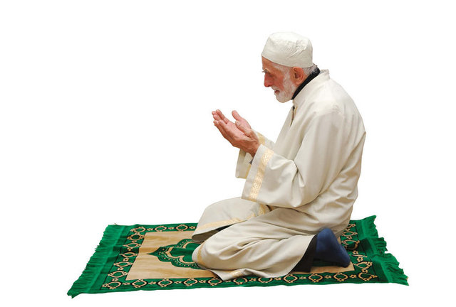 Yolda kalmışlara ve hastalara yardım ederler. / Bakara-177