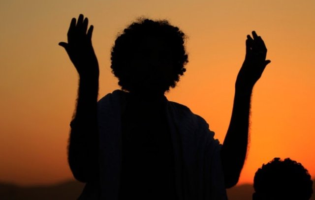 Başkalarının ilahlarına sövmezler. En'am-108