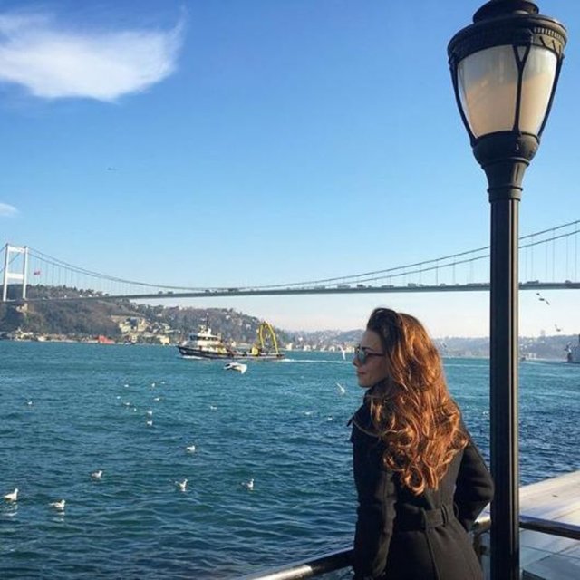 BURCU KARAŞahane bir gün diliyorum herkese