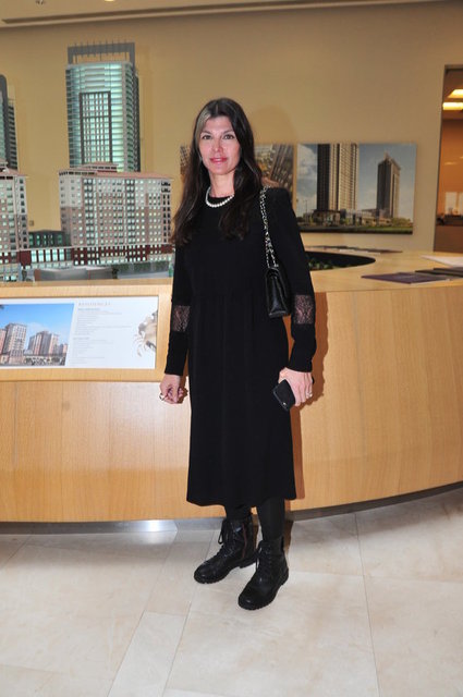 ZEYNEP ÜSTÜNEL
