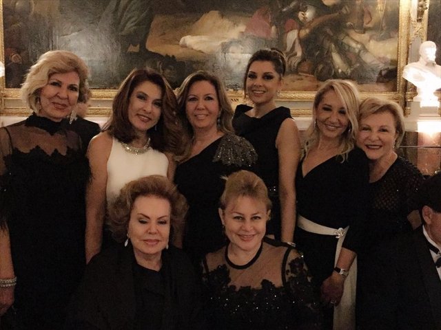 BİLGE ALEMDAR, AYNUR ÖZDERİCİ, NECLA AKSOY, BERRİN BALDÖKTÜ, FİGEN KIRAL, TÜLİN DEMİROĞLU, ÖZCAN SABANCI, DEMET SABANCI ÇETİNDOĞAN