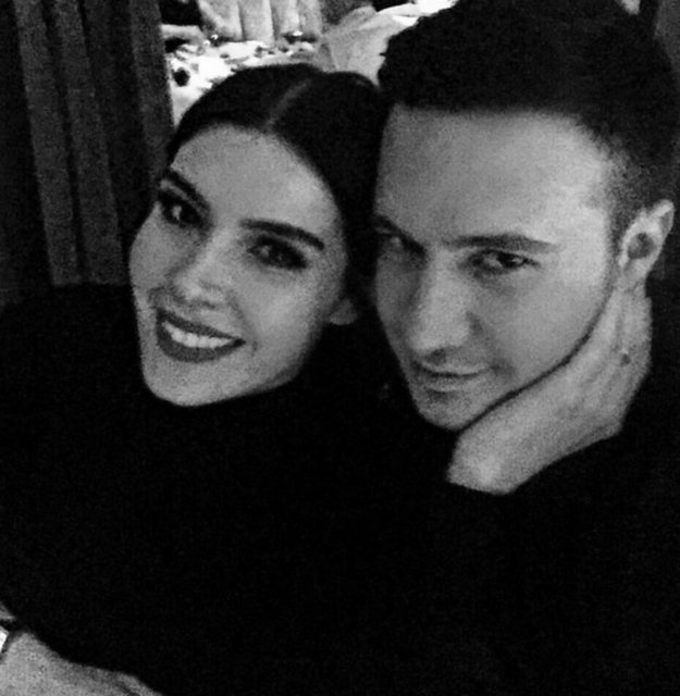 HATİCE ŞENDİL - Biz bir olmuşken, yine o günlerden birinde sen bana, ben sana karışmışken..