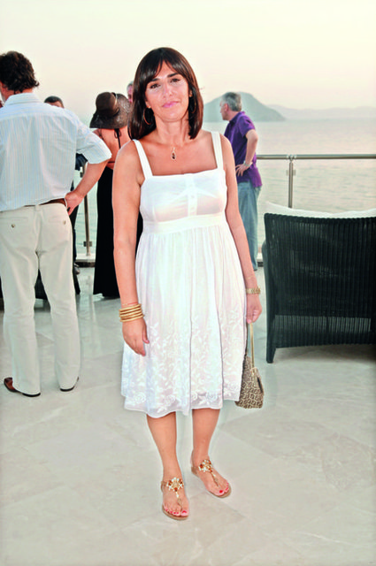 AYFER TOPRAK 