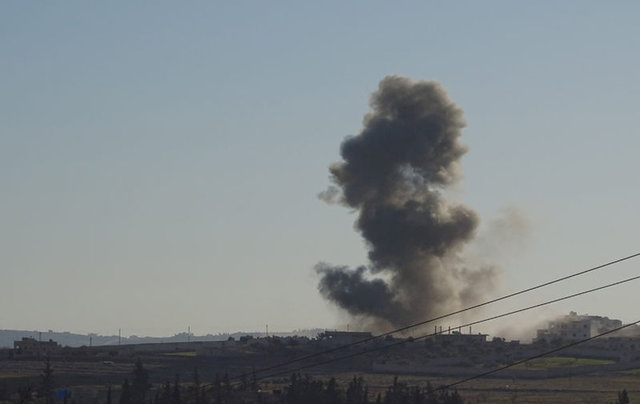 Suriye İnsan Hakları Örgütü'ne (SNHR) göre, 30 Eylül 2015'ten beri Rus saldırılarında okul, hastane, cami gibi 163 yapı vuruldu.