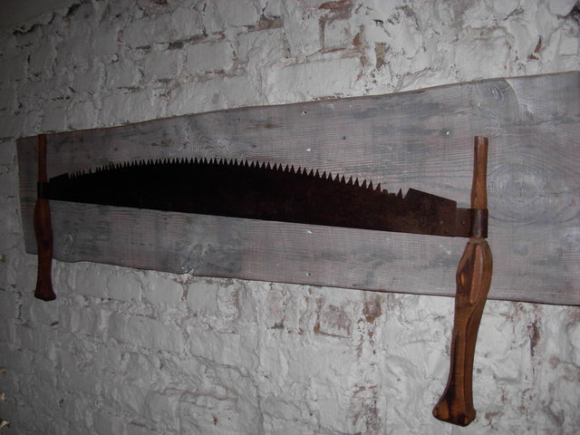 İşkence Müzesi, Amsterdam'ın sıra dışı turistik noktalarından. Burada ziyaretçiler, tarihte 500 yıl kadar geriye gidiyor ve iktidarların suçlu gördükleri kişilere acı vermek yahut onları öldürmek için kullandığı işkence yöntemlerini görüyor.