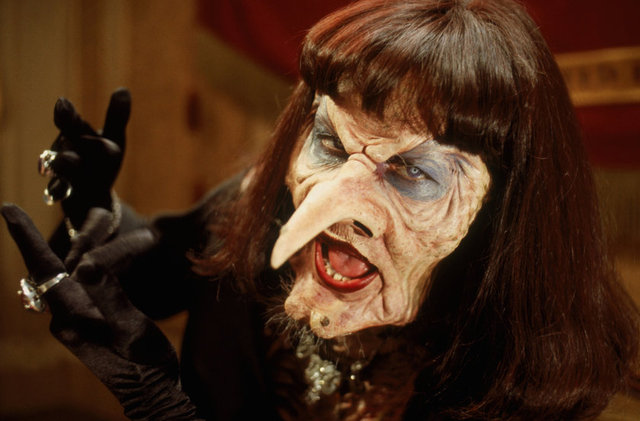 The Witches / Cadılar