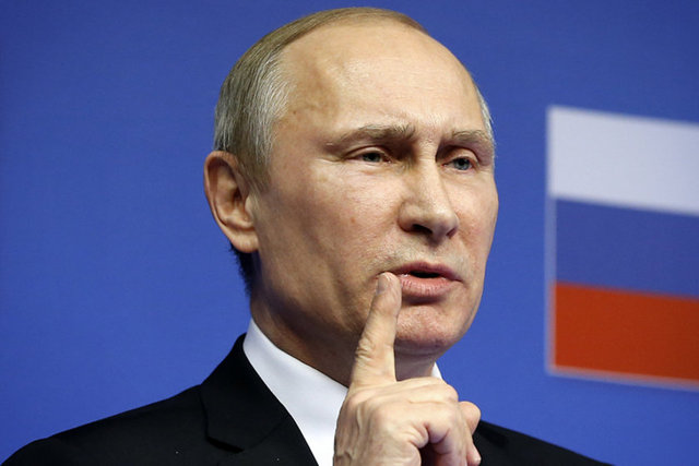 Başkanlık meselesinin gündeme gelmesi ile Rus basınında değişik tahminler yürütülmeye başlandı. Bir yandan ise kapalı kapılar ardında başka senaryoların konuşulduğu da iddia ediliyor. Kadirov'un saldırgan siyasetinden bıkan Kremlin içindeki bazı güçlerin, Çeçenistan yönetimine Kremlin'e sadık ama Kadirovcu olmayan isimleri getirmek istediği konuşuluyor.