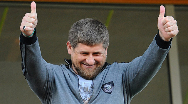 Piontkovsky'e göre Çeçenistan Rusya'nın bir parçası olması gerekirken Rusya Çeçenistan'ın bir parçası oldu. Bir an önce Rusya'nın Çeçenistan'dan kurtulması gerektiğini savunan ve Novaya Gazeta, Radyo Liberty, Ekho Moskova gibi muhalif medya kuruluşlarında yazılar yazan Piontkovsky özellikle Kremlin'in içindeki güvenlikçiler kanadının Kadirov'dan rahatsız olduğu üzerine senaryolar yazıyor.