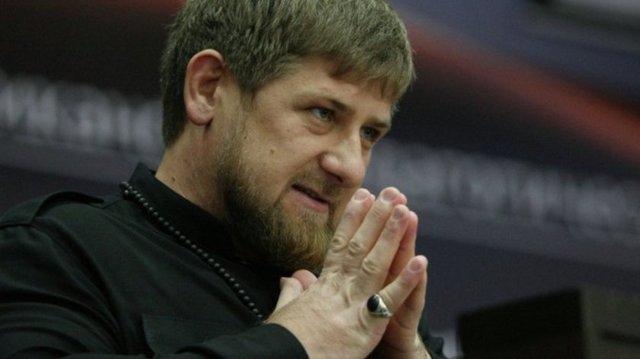 Moskova'dan gelen özel birliklerin, helikopterlerle gerçekleştirdiği operasyon, Kafkasya'daki bir başka ağanın sonu olmuştu. Bunu bilen Kadirov, düşmanlar üreterek, Kremlin'i Çeçenistan'da başlayacak büyük çapta isyanlarla ve savaşla korkutmaya çalışıyor.