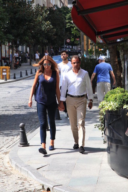 MELİS - BURAK HATİPOĞLU