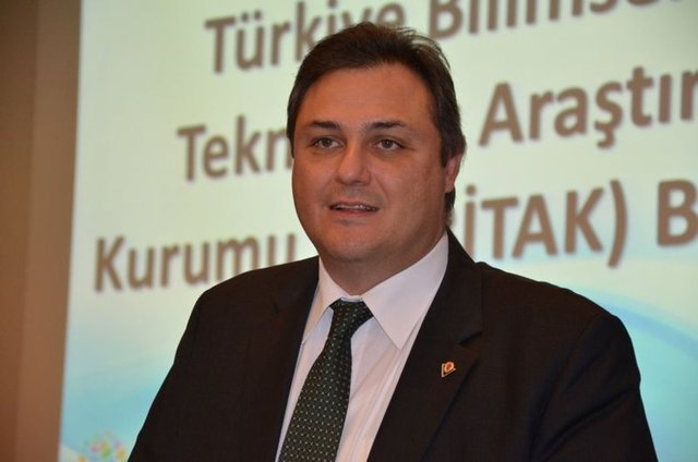 Murat GÜRGEN / GAZETE HABERTÜRK - TÜBİTAK Başkanı Prof. Dr. Arif Ergin, TBMM Milli Savunma Komisyonu'nu bilgilendirirken, ulusal güvenlik alanında çok yakında "kuantum kriptoloji" teknolojisine geçileceğini açıkladı.