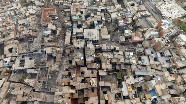 Operasyonların sürdüğü ilçede sona yaklaşıldıkça, çatışma ve patlama sesleri arttı.