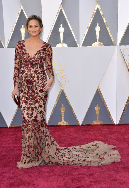 CHRISSY TEIGEN