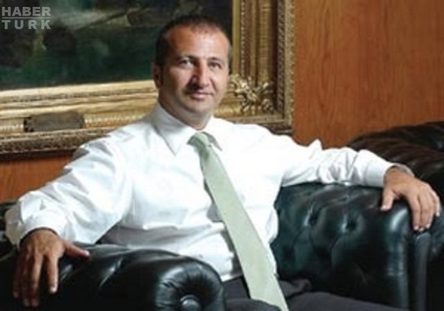 100. Erkut SoyakŞirketi: Soyak HoldingServeti: 400 milyon dolar