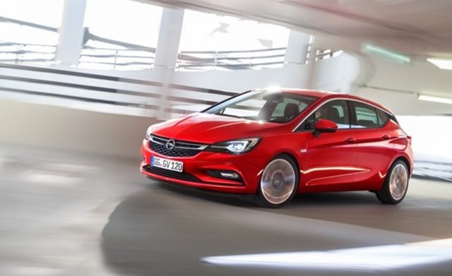 2016 model Opel Astra HB Türkiye'de 68 bin TL'den başlayan fiyatlarla satılıyor.