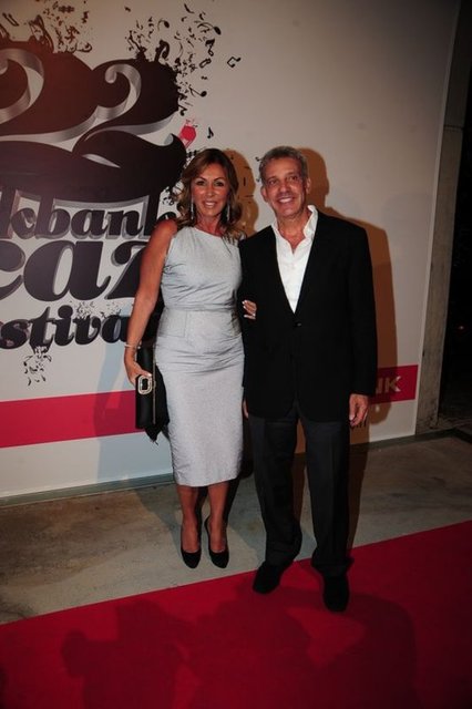 DALIA GARİH - GARY LACHMAN