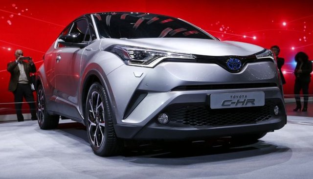 Toyota Otomotiv Sanayi Türkiye açıklamasına göre, Toyota Otomotiv Sanayi Türkiye tarafından Sakarya'da üretilecek olan Toyota C-HR'ın dünya prömiyeri 2016 Cenevre Otomobil Fuarında yapıldı.