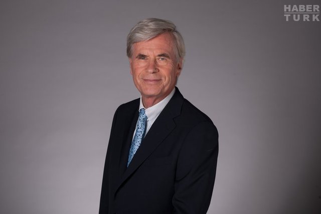 51- Michael Otto    15.4 milyar dolarPerakende, gayrimenkul