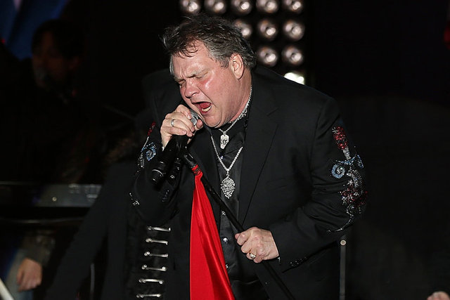 4- Meat Loaf - Bat Out Of Hell  43 milyon adet