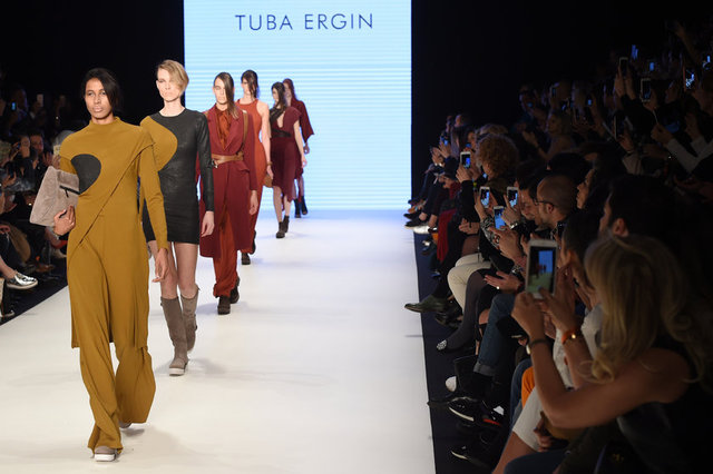 TUBA ERGİN DEFİLESİ