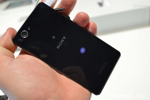 Sony Xperia Z1 Compact - Fiyatı: 1.199 TL