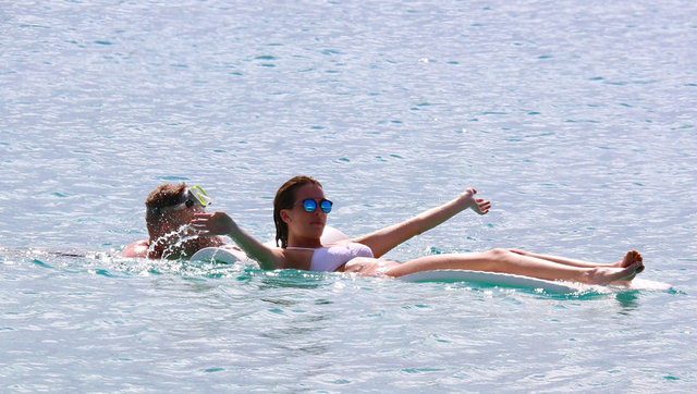 Denizin tadını çıkardılar.