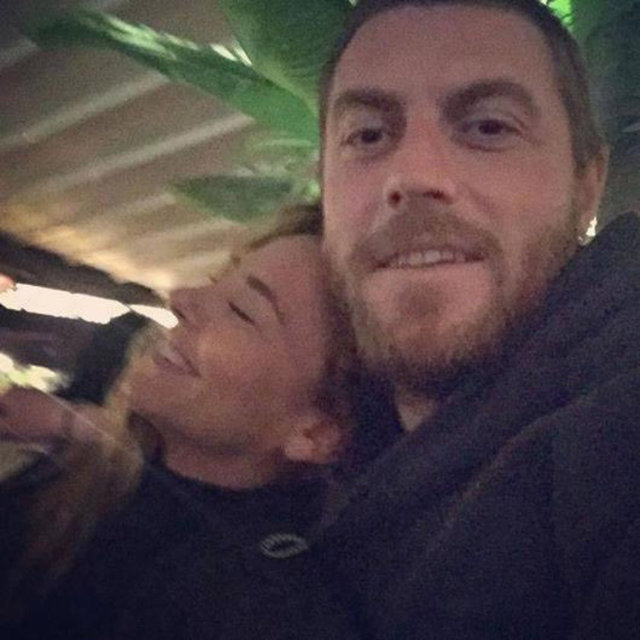 Ece Uslu, yönetmen Murat Saraçoğlu ile ilişkisini bitirdikten sonra yine sektörden birine gönlünü kaptırdı.